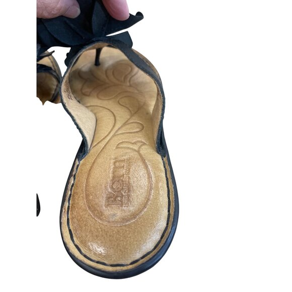 Born Womens Black Leather floral 2" Wedge Slip-On sandals Size 8/39 SKU 8370 - Picture 11 of 12